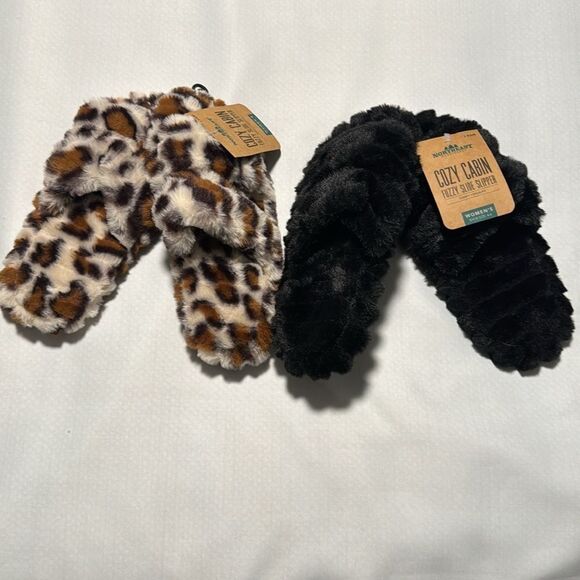 Fleece Slippers Womens Small Black Leopard Slides Lot Of 2 - Picture 1 of 2